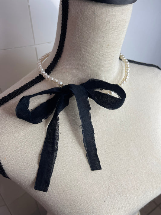 Black Vintage Ribbon Choker